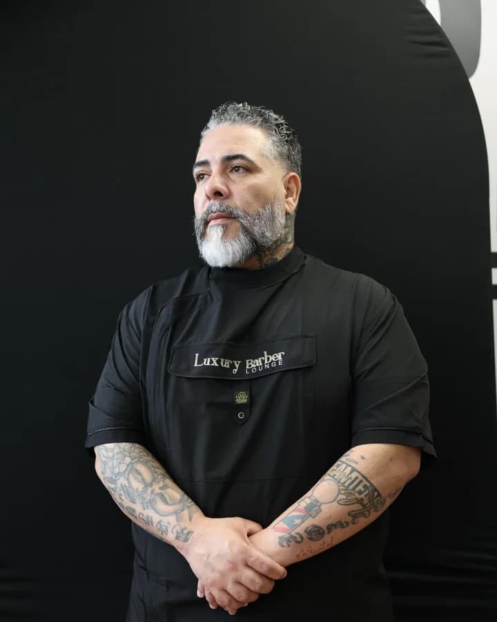 Rubén Díaz Jr. of Luxury Barber Lounge